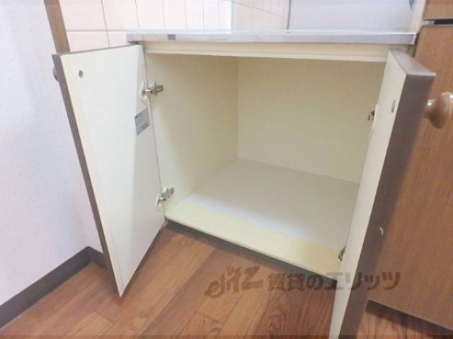 キッチン　下部収納