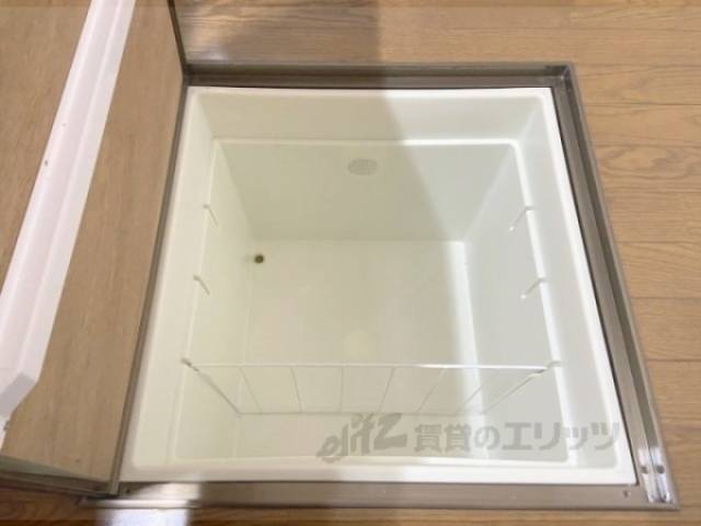 キッチン　床下収納