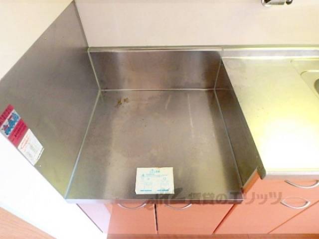 キッチン　コンロ置場