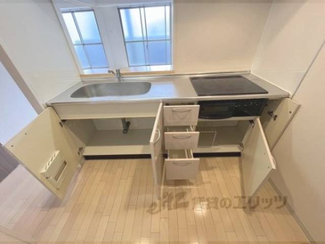 キッチン　下部収納