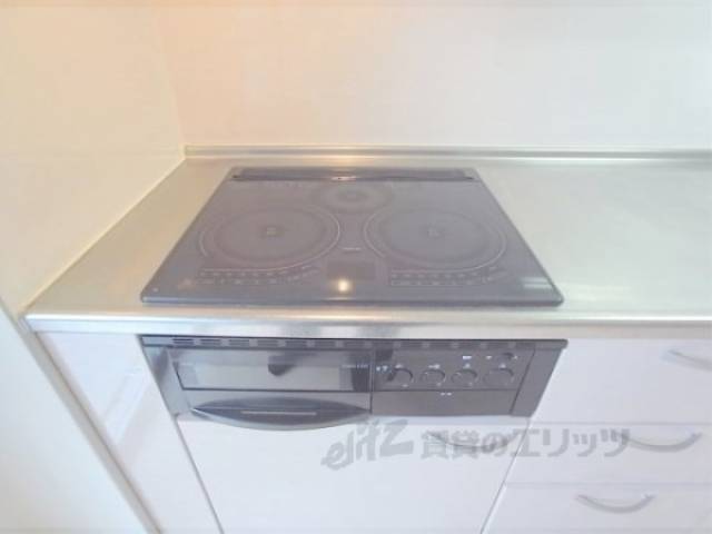 キッチン　コンロ