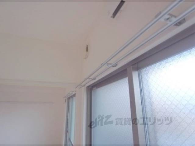 カーテンレール