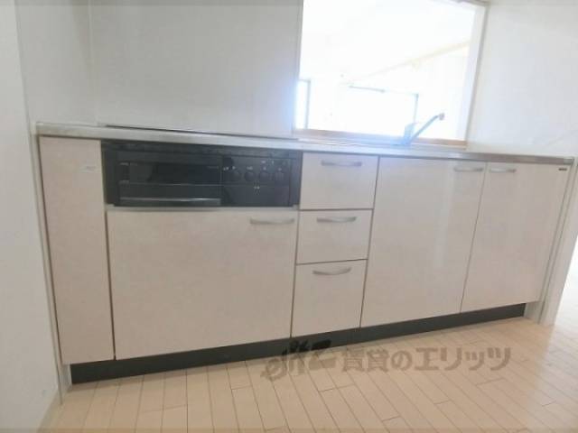 キッチン　下部収納