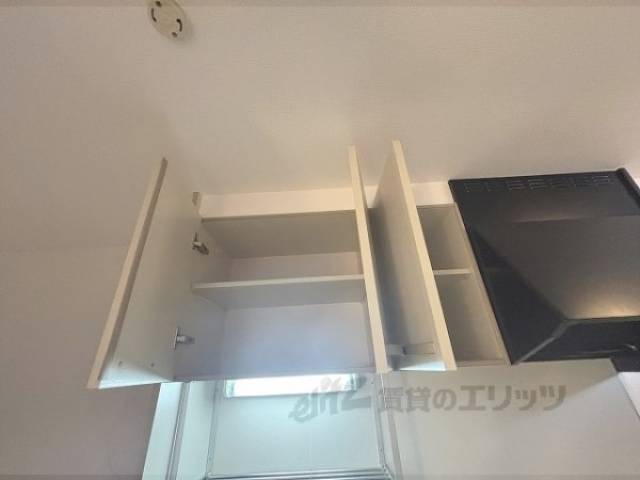 キッチン上収納