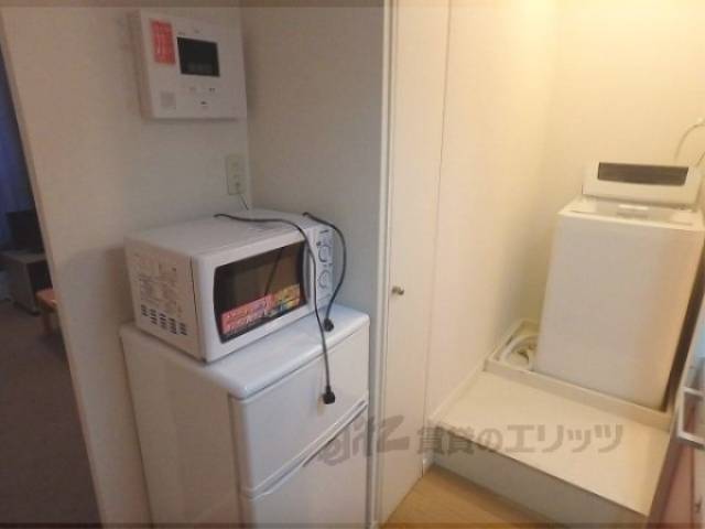 洗濯機置場　冷蔵庫・電子レンジ