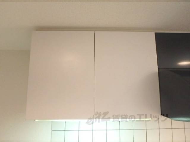 キッチン　キッチン上部棚