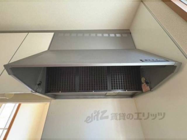 キッチン　換気扇