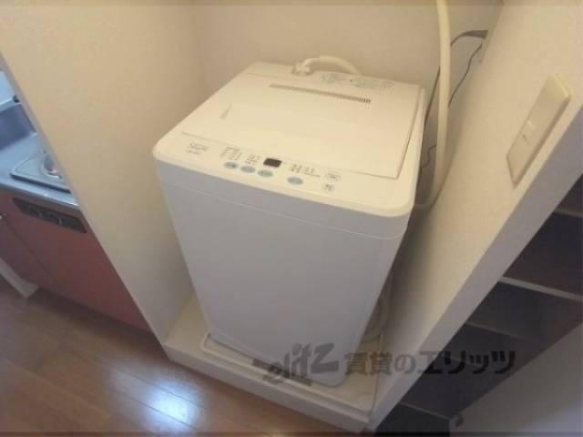 洗濯機置場　洗濯機