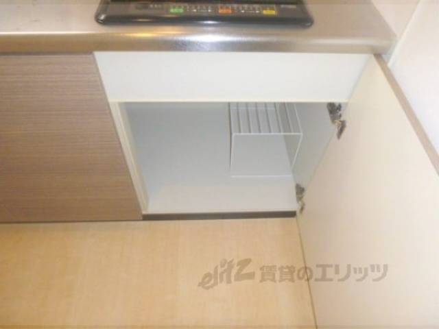 キッチン　収納