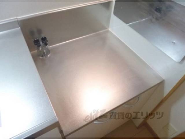 キッチン　コンロ置き場