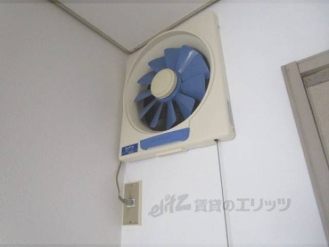 キッチン　換気扇