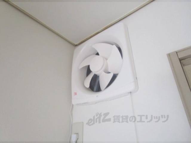 キッチン　換気扇