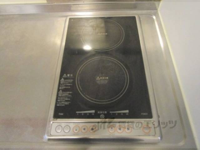 キッチン　コンロ