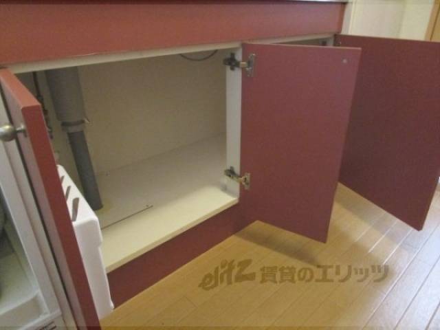 キッチン　キッチン下部収納