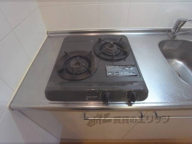 キッチン　二口コンロ