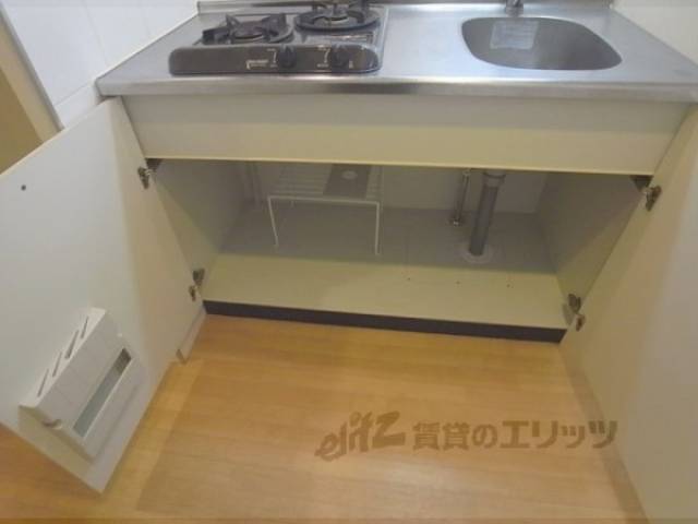 キッチン　下部収納