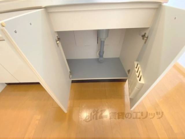 キッチン　収納