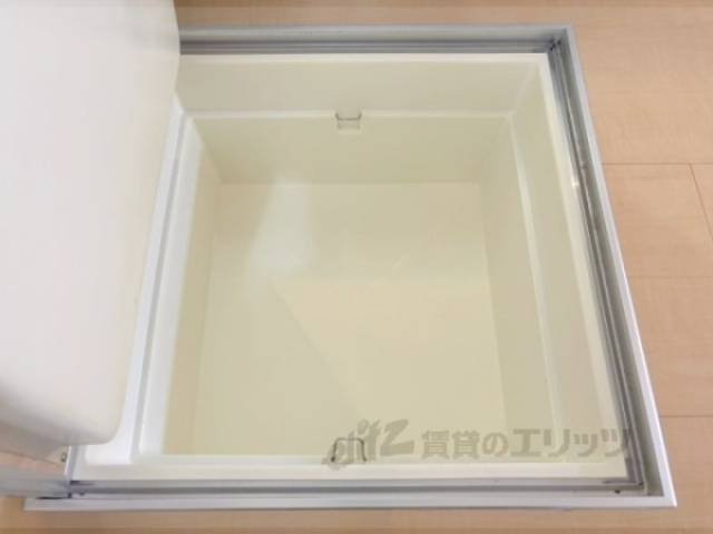 キッチン　床下収納