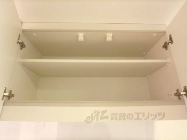 キッチン　キッチン上収納
