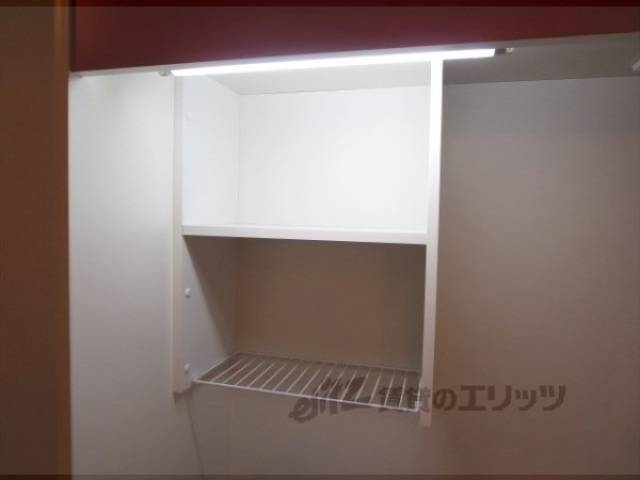 キッチン　上部収納