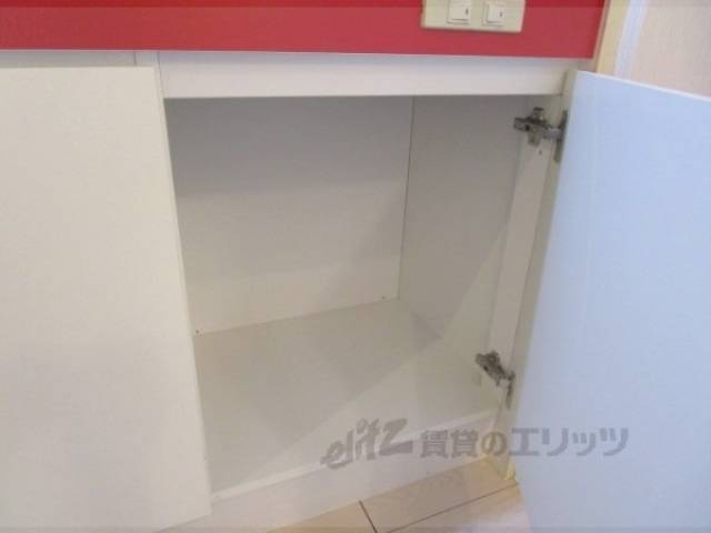 キッチン　下部収納