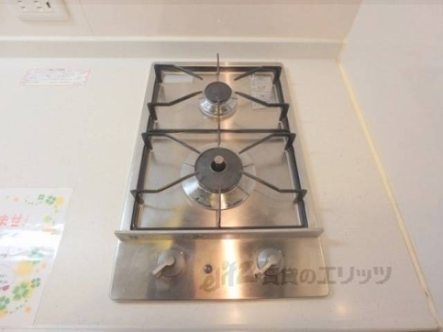 キッチン　二口コンロ
