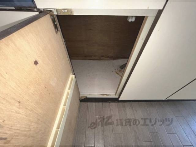 キッチン　下部収納