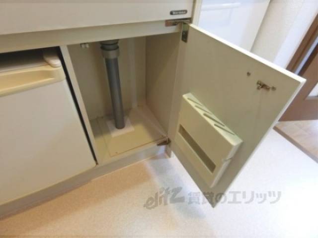 キッチン　収納