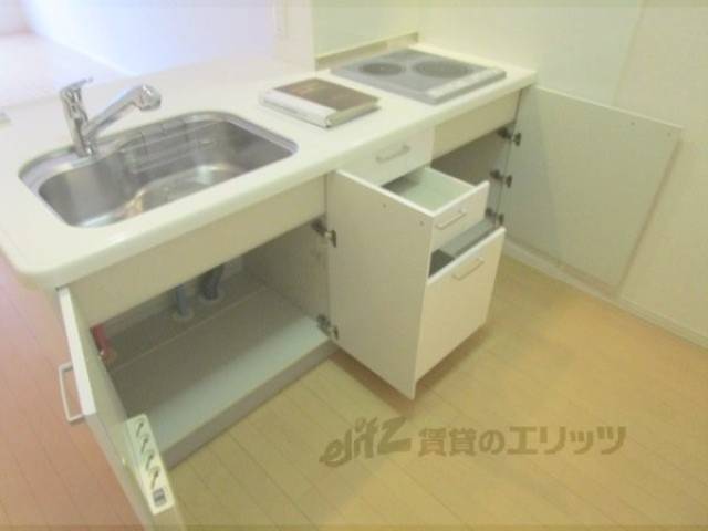 キッチン　下部収納