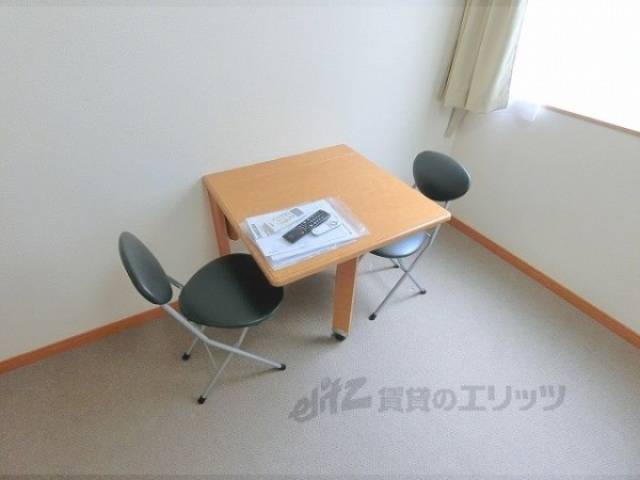 テーブル