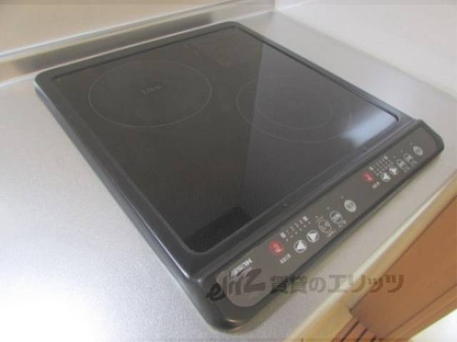 キッチン　2口コンロ