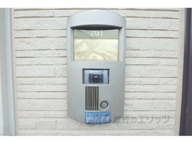 玄関　インターホン