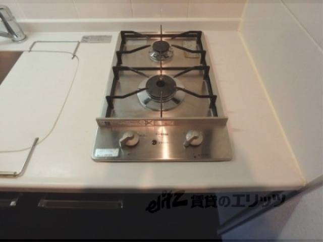 キッチン　二口コンロ