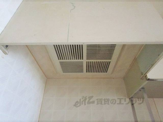 キッチン　換気扇