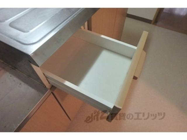 キッチン　収納