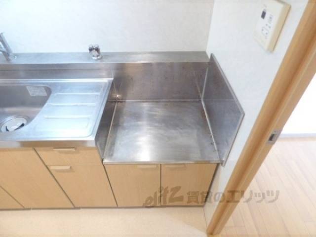 キッチン　コンロ置き場