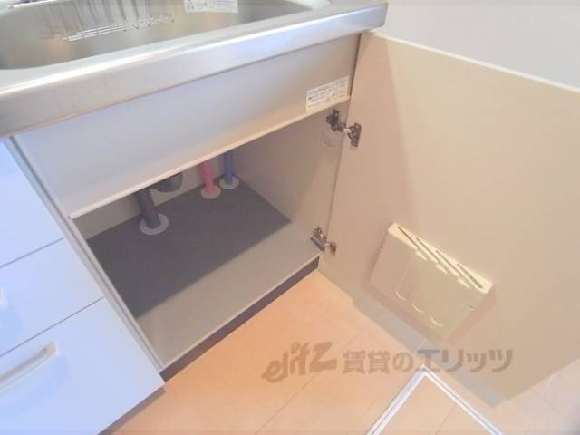 キッチン　下部収納