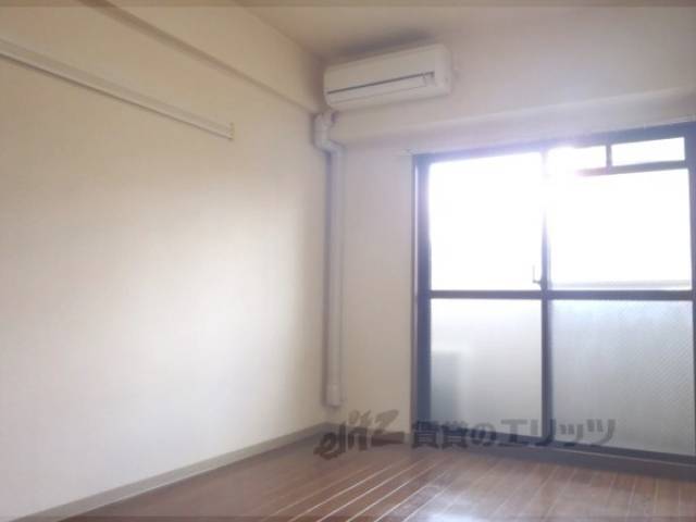 洋室　綺麗なお部屋です