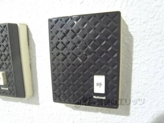 玄関　外側　インターフォン