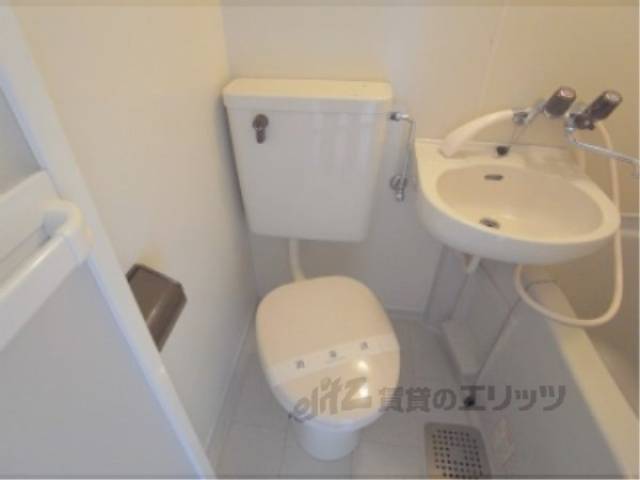 トイレ　トイレきれいです