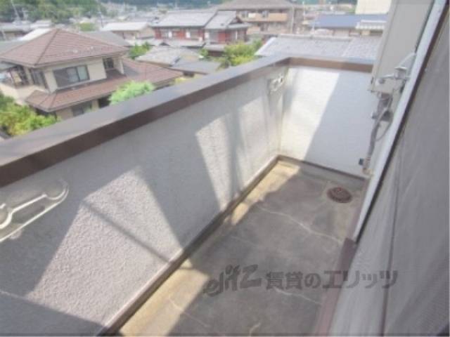 ベランダ　広めのベランダですよ