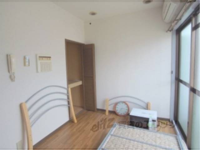 洋室　コンパクトなお部屋です