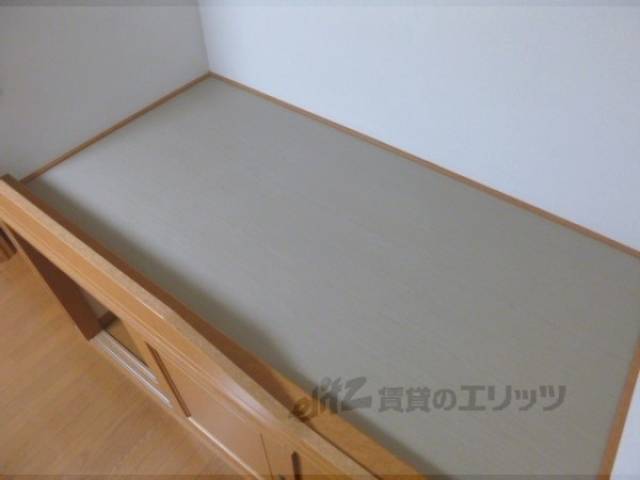 リビング　寝室台