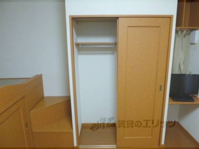 収納　クローゼット