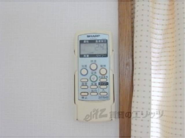 エアコンリモコン