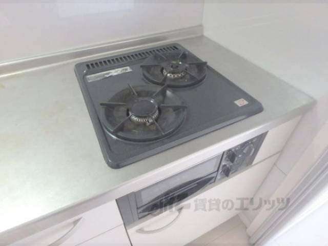 キッチン　コンロ
