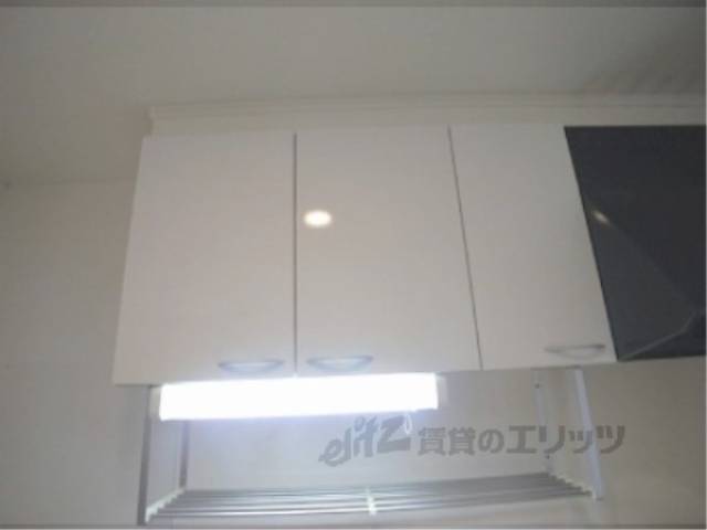 キッチン　収納