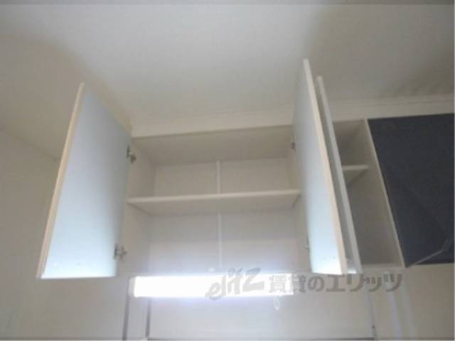 キッチン　収納