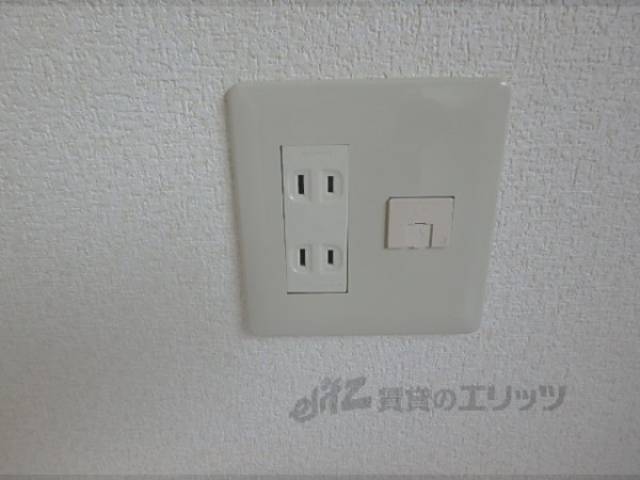 電話端子