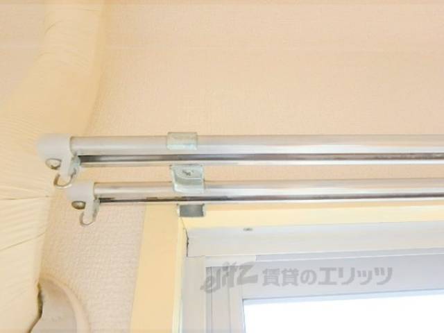 カーテンレール